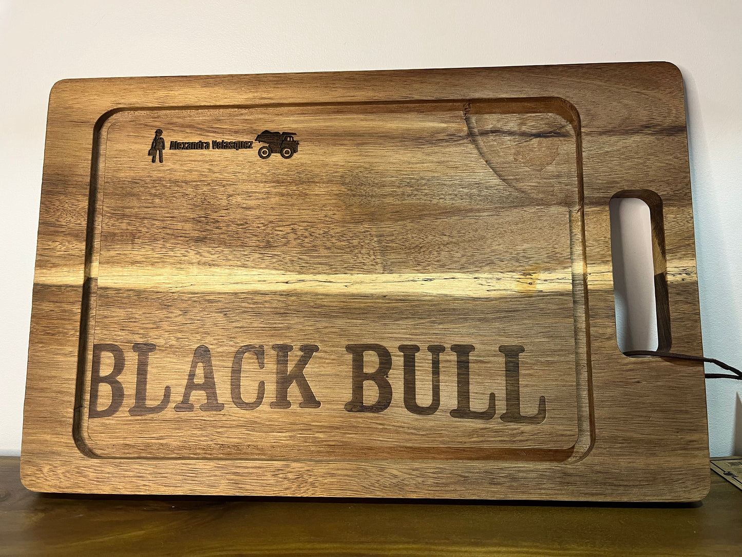 Tabla Madera personalizada 40cm Black Bull